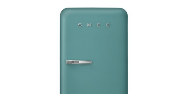 FAB28 Kühlschrank von Smeg